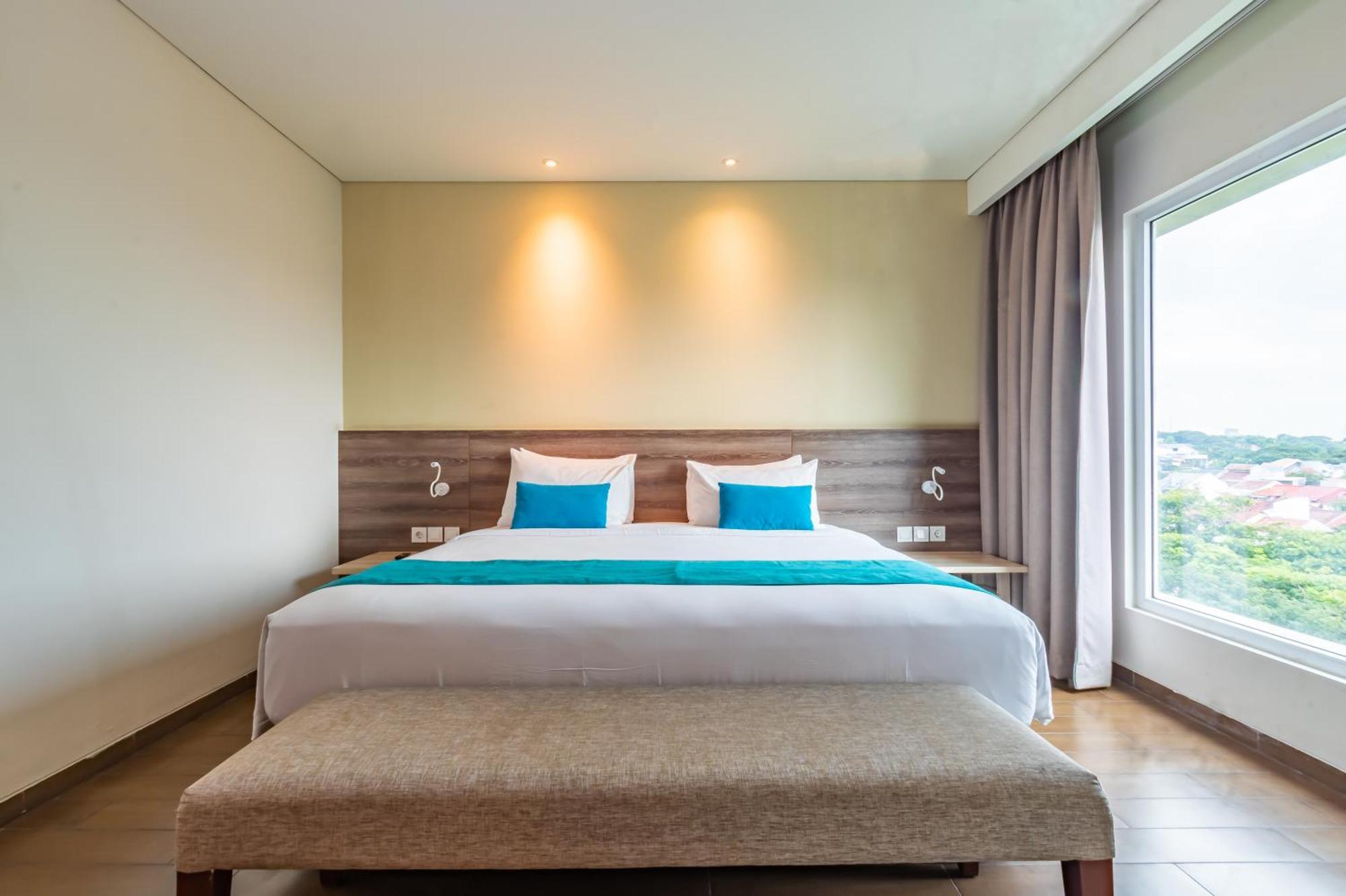 Hotel Ayola Lippo Cikarang Ngoại thất bức ảnh