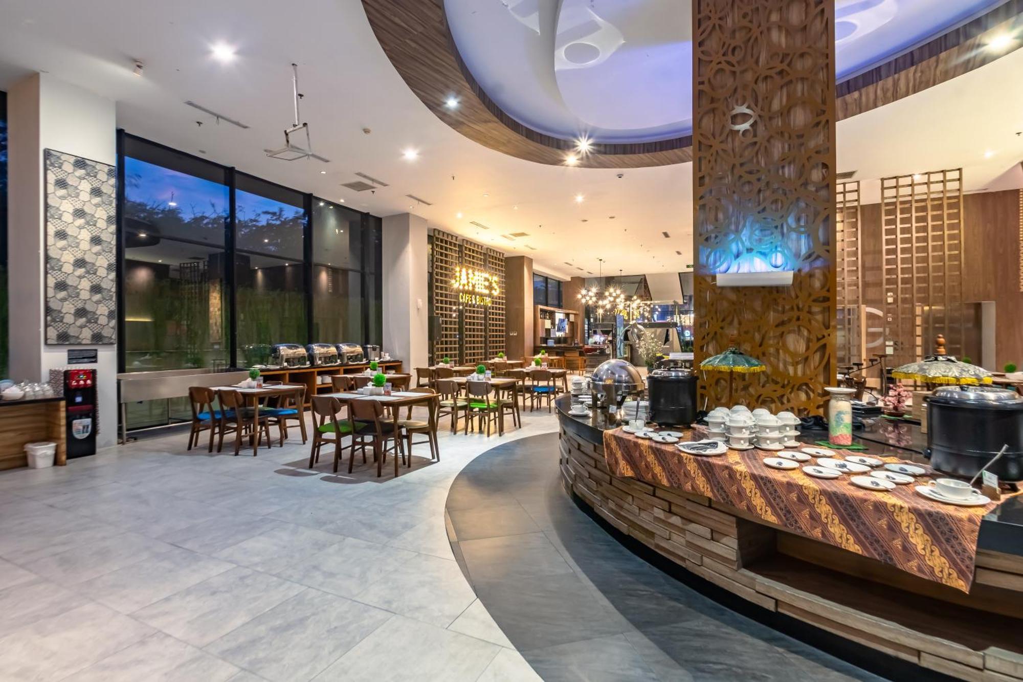 Hotel Ayola Lippo Cikarang Ngoại thất bức ảnh