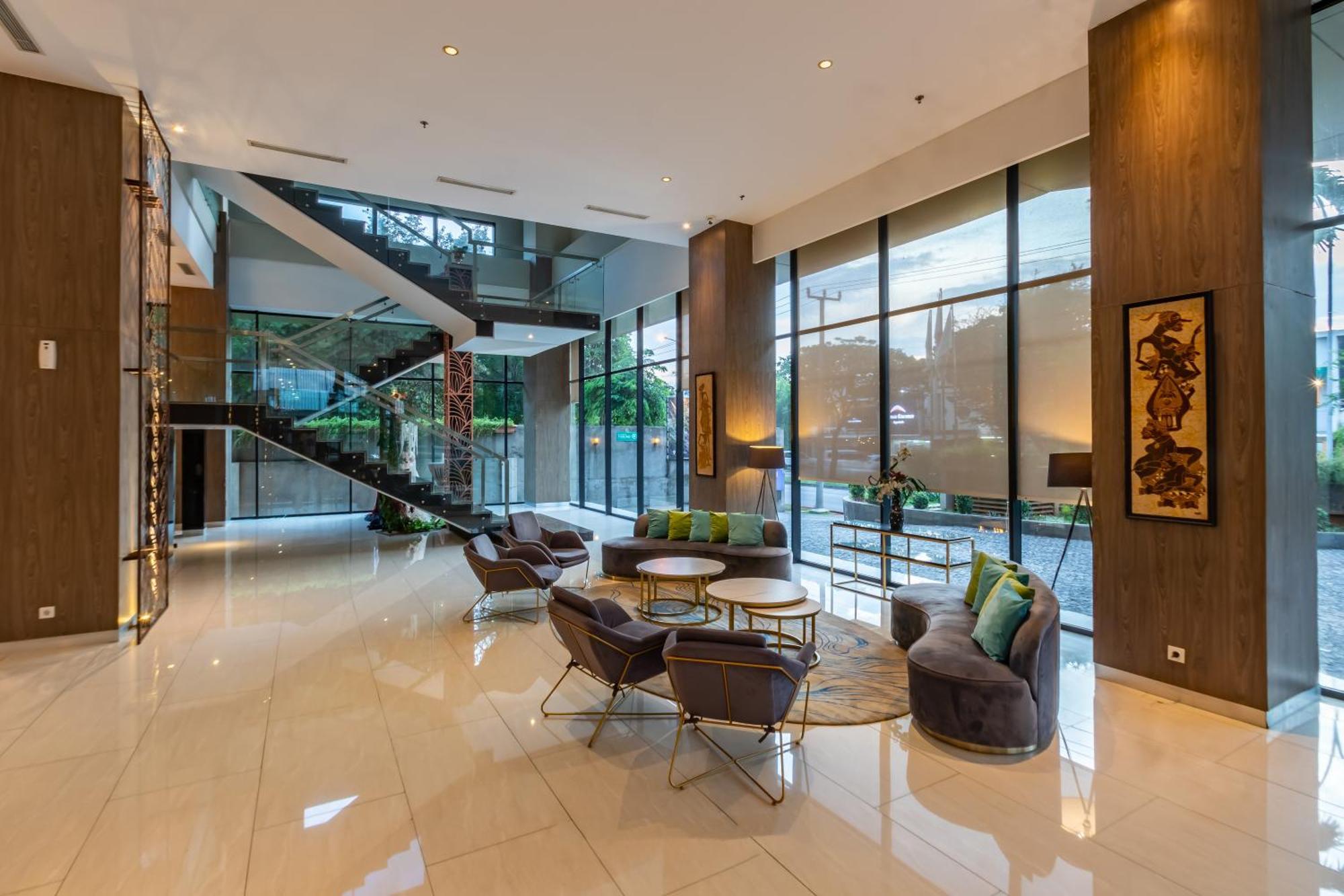 Hotel Ayola Lippo Cikarang Ngoại thất bức ảnh